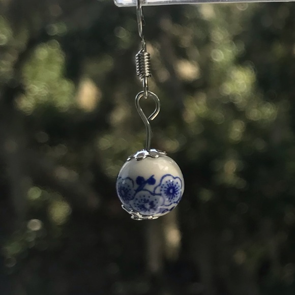 Chinoiserie Porcelain Dangle Earrings Pink+Green / Blue + White Grandmillennial - Picture 9 of 15